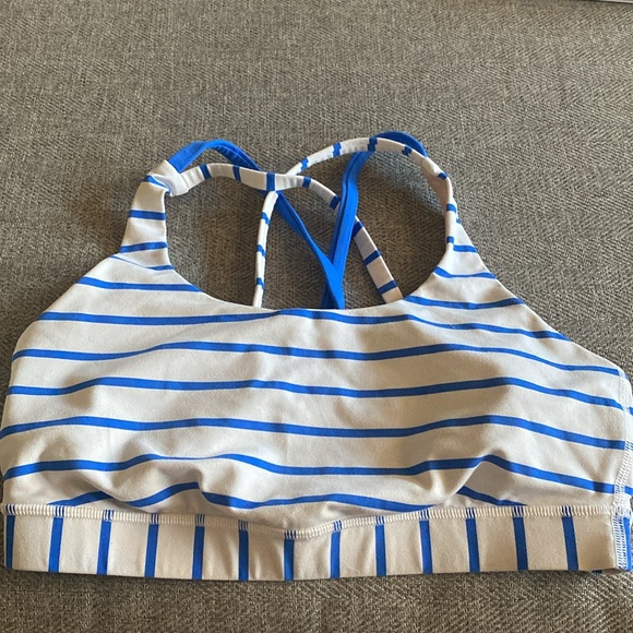 Lululemon sport bra - Picture 3 of 13